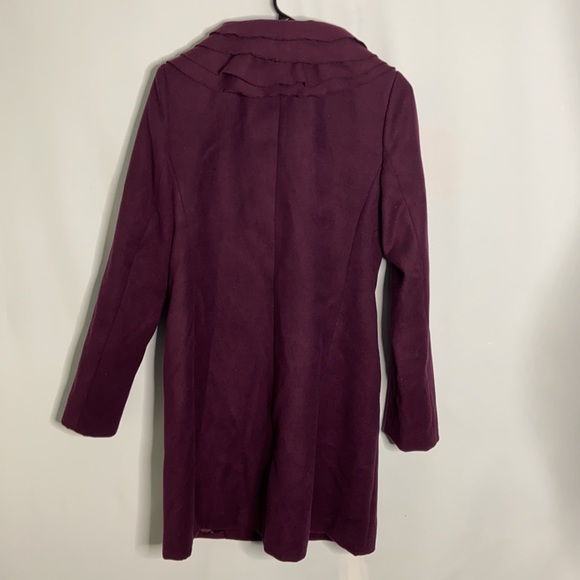 Tahari  Purple Long Sleeves Ruffled Coat Size Small Petite S/P - Picture 5 of 8